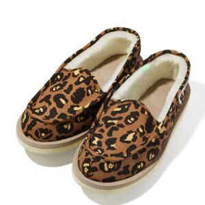 A Bathing Ape x Suicoke 2020 Collaboration - Brown LEOPARD CAMO Fuzzy Slip-Ons